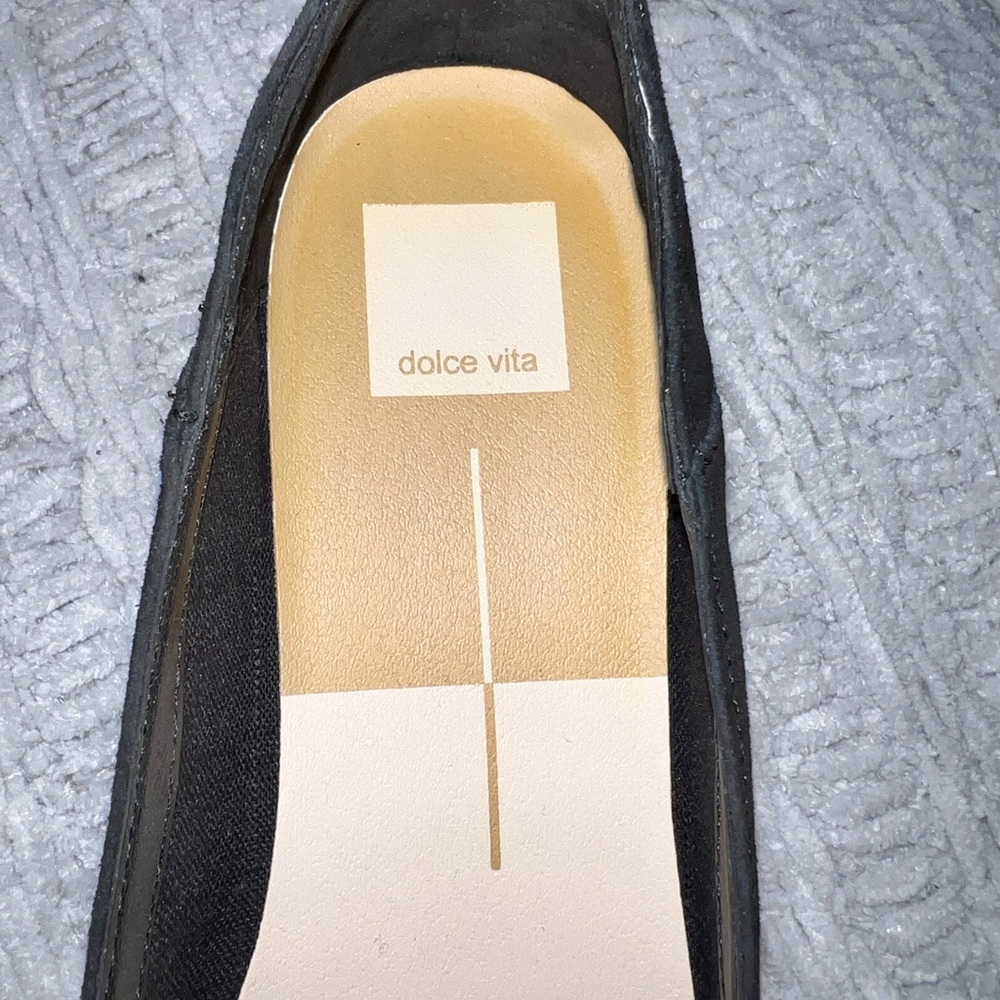 Dolce Vita Women's Black and Cream Loafers